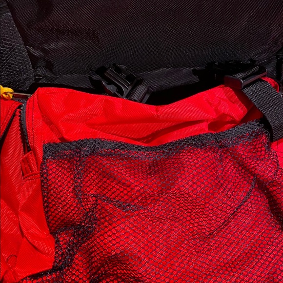 Vintage Marlboro Adventure Team Backpack - Picture 3 of 3